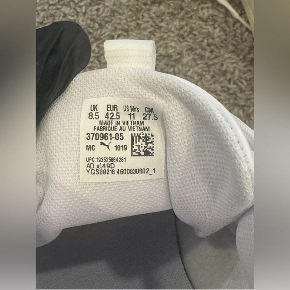 NIB Women’s Puma Aeon Heritage Sneakers, Orange/White/Navy, Size 11 - Picture 8 of 9